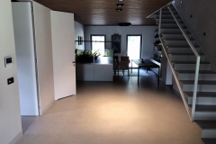 podłoga z mikrocementu