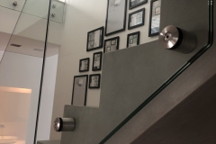 mikrocement na schodach