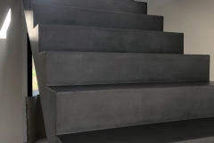mikrocement na schodach