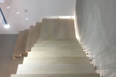 mikrocement na ścianie