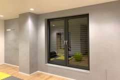 mikrocement na ścianie